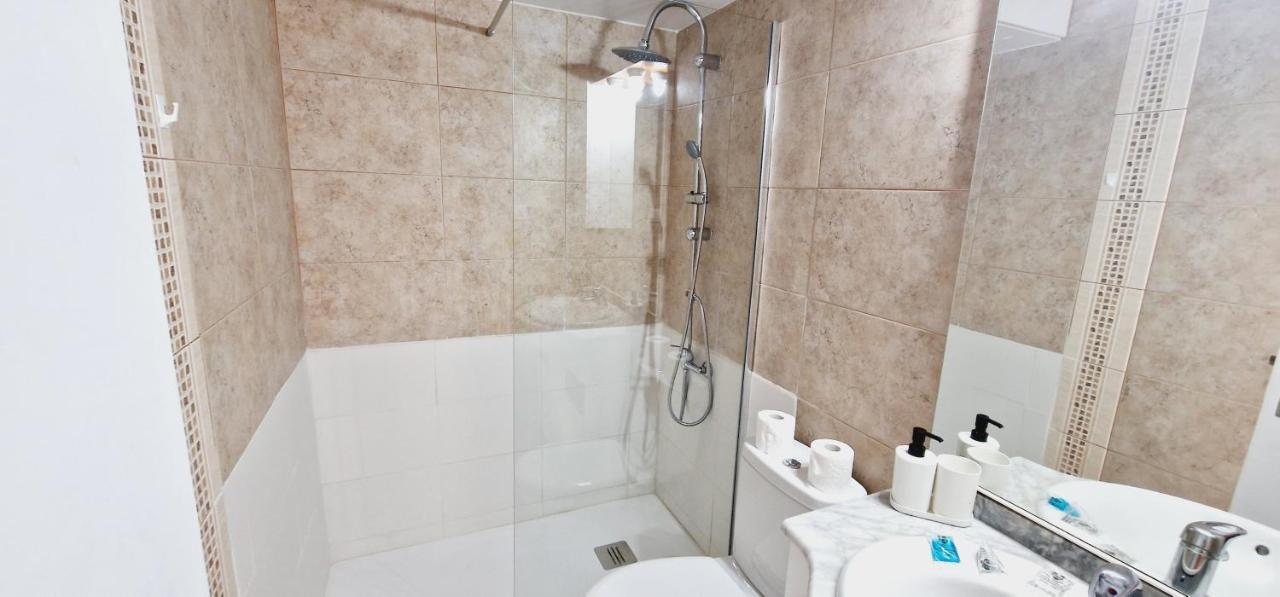 Ten Bel Primavera, Pool & Free Wifi Villa Arona  Ngoại thất bức ảnh